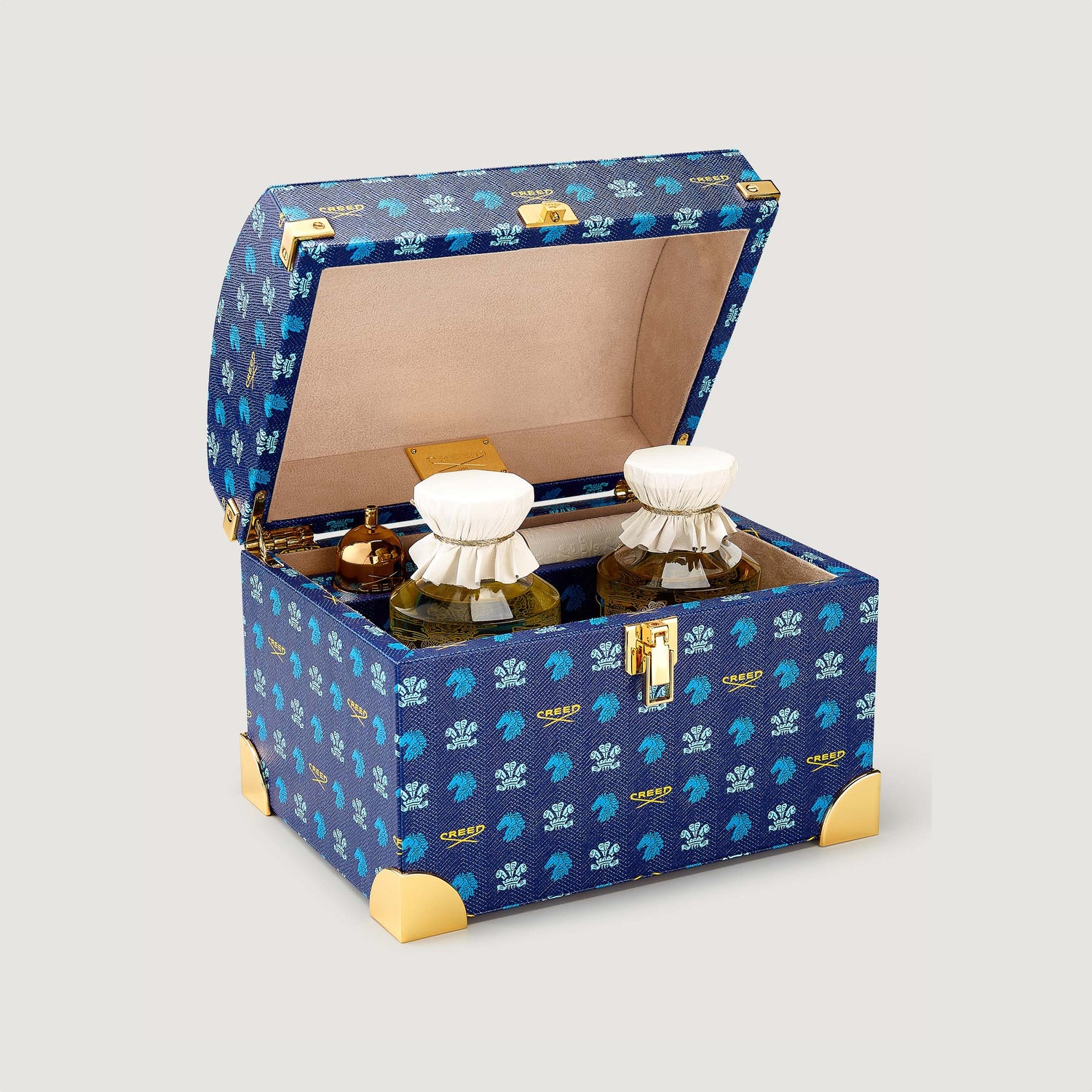 blue-leather-250ml-trunk.jpg